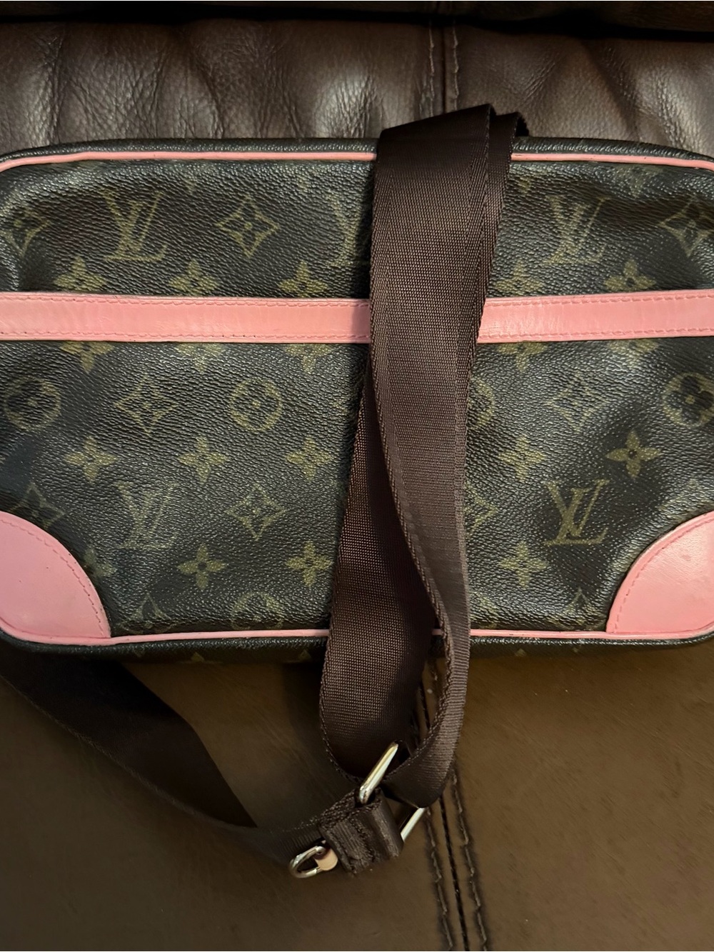 Louis Vuitton Monogram Canvas Crossbody with Pink Trim and Brown Strap